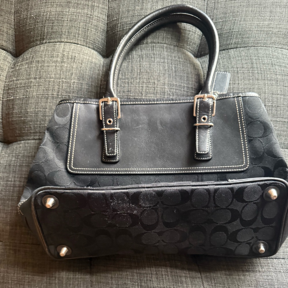 Designer Women's Handbag
Coach